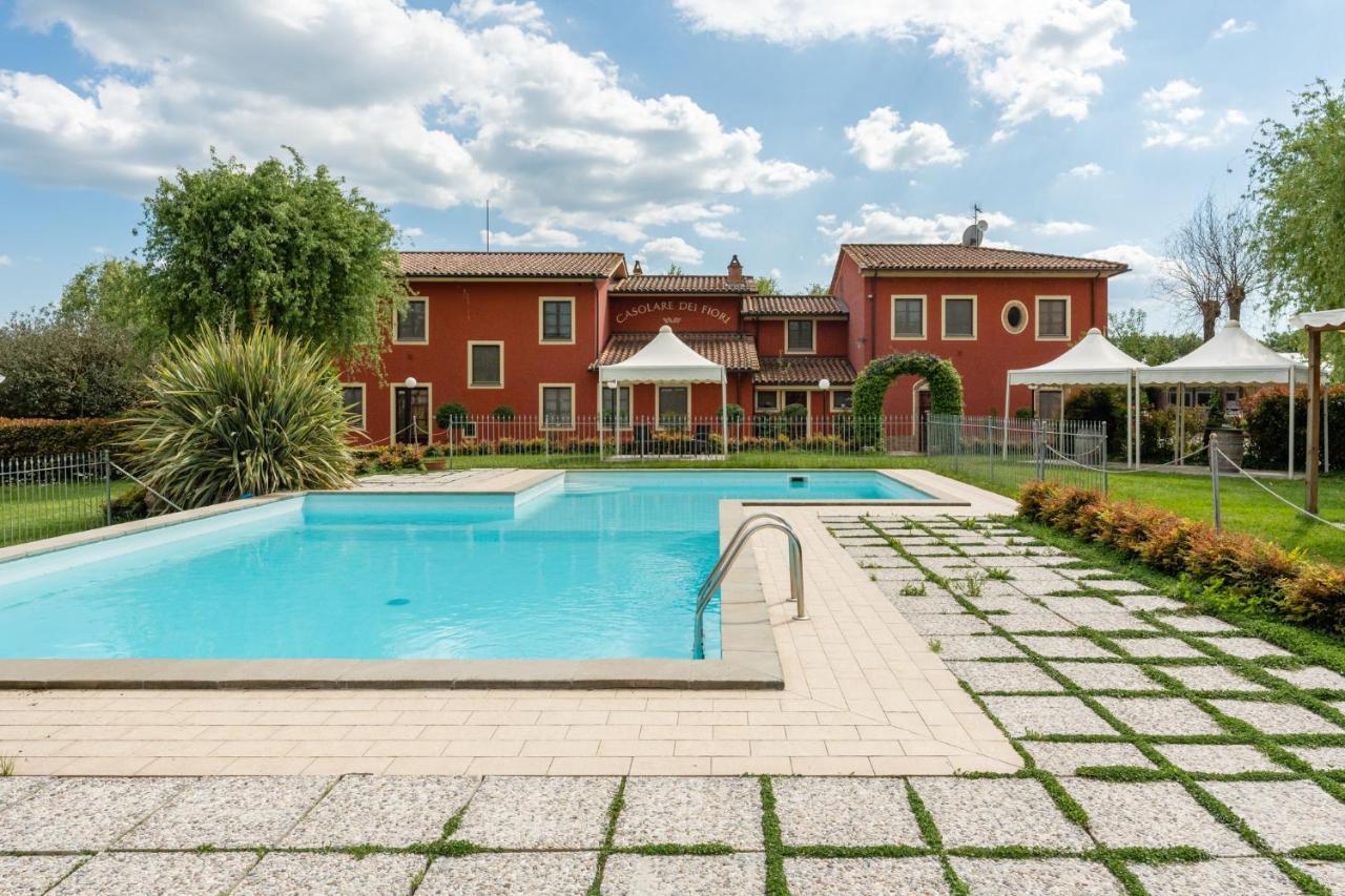 Villa Casolare Dei Fiori - Mughetto Montecarlo Esterno foto