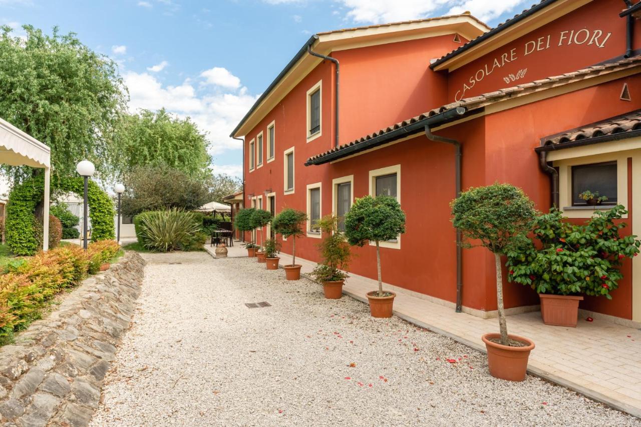 Villa Casolare Dei Fiori - Mughetto Montecarlo Esterno foto
